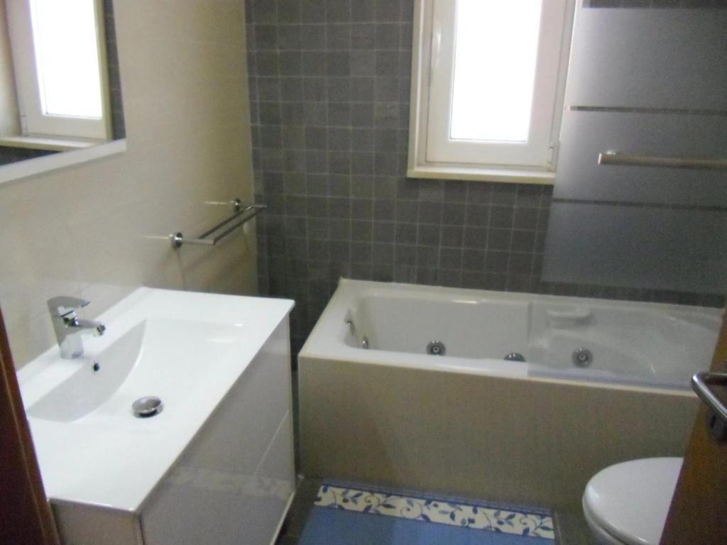 Casa Sao Bartolomeu - 5 Quartos Com Piscina Εξωτερικό φωτογραφία